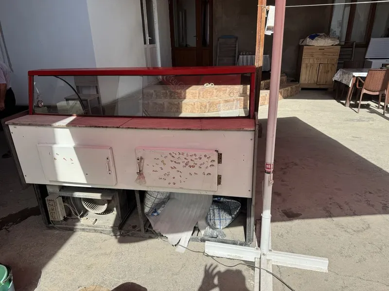 Vitrina holadilnik joyimiz yopilgani uchun sotvomiza zor sastiyanada!! — фото 2