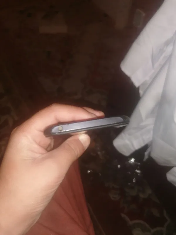 telefon zo'r sal batareykasi shishgan qo'ygani zor 2