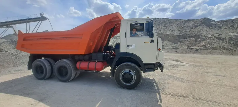 Kamaz sotilladi 10ta balon yangi 5 Kamaz sotilladi 10ta balon yangi 5