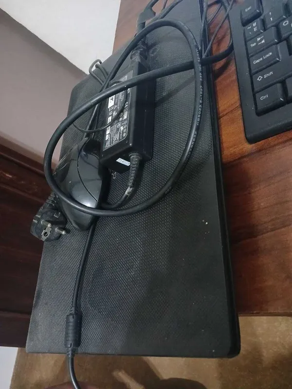 Acer ноутбук 320 GB HDD 2 Acer ноутбук 320 GB HDD 2