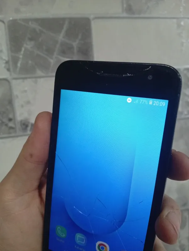 Samsung j2 core — фото 2