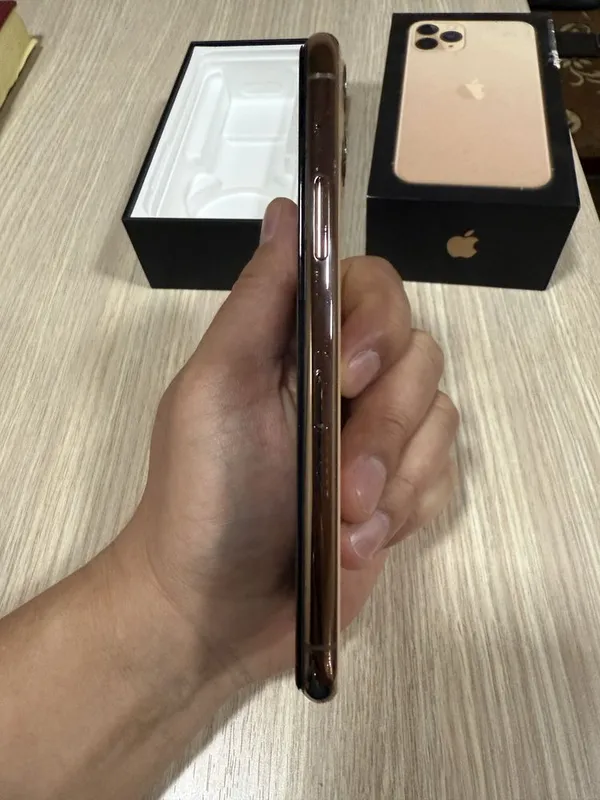 iPhone 11 Pro 256gb Gold с каробкой Причина продажи переход 16 Pro Max 3 iPhone 11 Pro 256gb Gold с каробкой Причина продажи переход 16 Pro Max 3