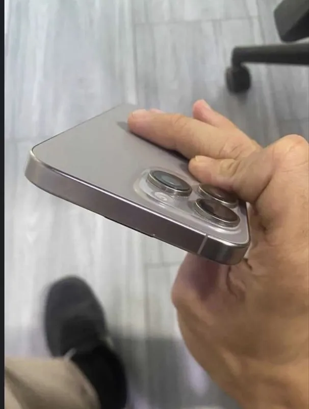 iPhone 15 Pro Max 2 iPhone 15 Pro Max 2