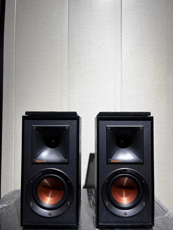 Klipsch R-41M – компактная, мощная и очень детальная акустика