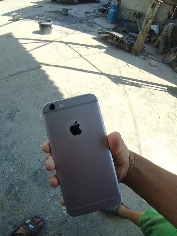 iohone 6s sotiladi