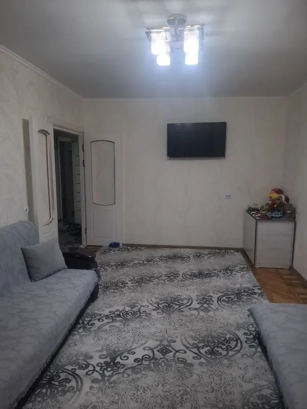 Продается 2х комнатная квартира — фото 1