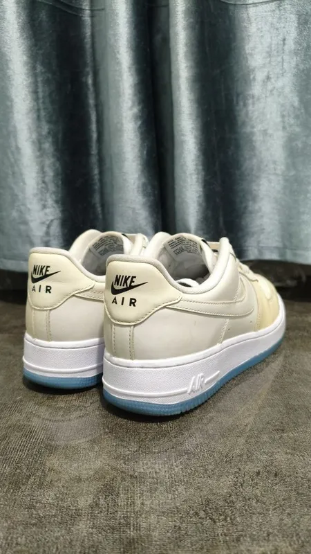 Оригинальные Nike Air Force 1 — фото 3