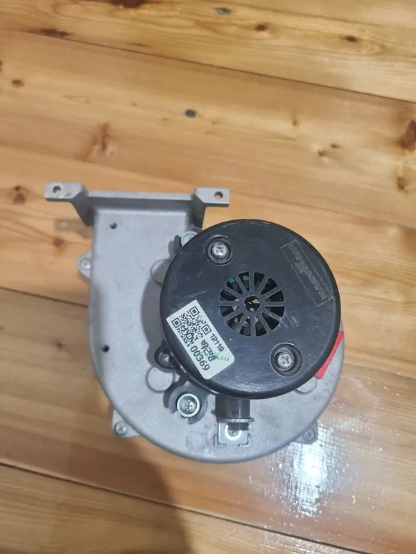 Akfa karyolga ventilator sotiladi