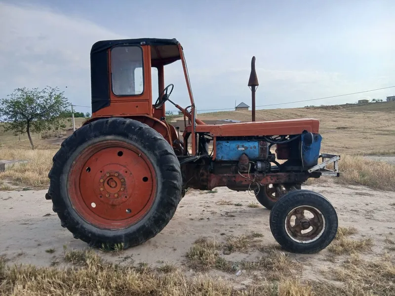 Traktor 28 va tilichka sotiladi narxi 40 million soʻm. Radnoy — фото 3