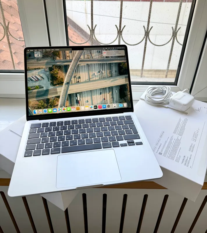 MacBook Air M4 Silver 16/256GB 11Цикл RU/A 2