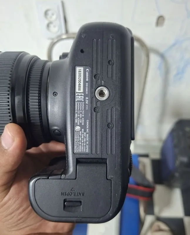 Canon EOS 6D Mark II 3 Canon EOS 6D Mark II 3