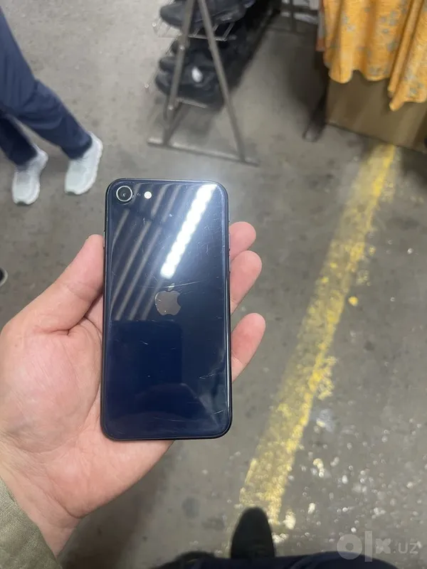 iPhone SE 2022, 64 ГБ 7 iPhone SE 2022, 64 ГБ 7