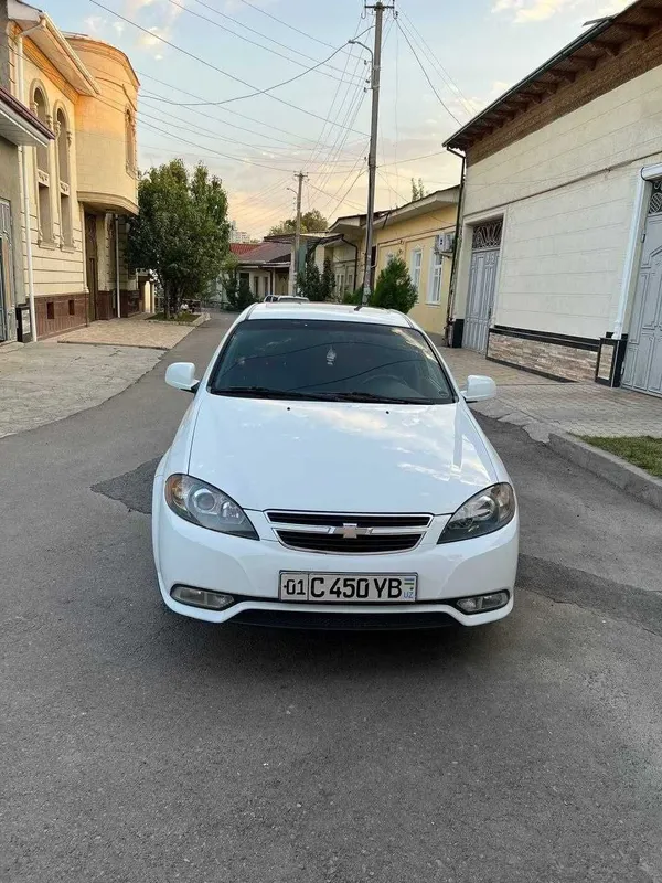 Продаётся Chevrolet Lacetti 1.6 AT 1 Продаётся Chevrolet Lacetti 1.6 AT 1