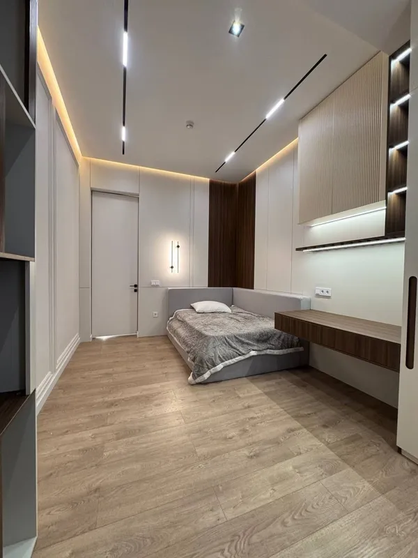 4-комнатная квартира, 130 м2, Яшнобод 7