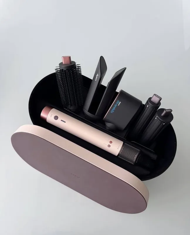 Продаю стайлер для волос Dyson Coanda 2x. — фото 1 Продаю стайлер для волос Dyson Coanda 2x. — фото 1