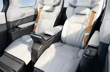 Zeekr 009 4wd 7-seats Naqd va halol nasiya 2 Zeekr 009 4wd 7-seats Naqd va halol nasiya 2