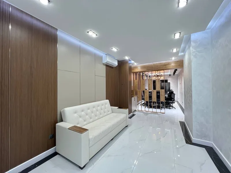 Сдается коммерческое помещение 5 комнат, ориентир: Циалковский, 130м² 1