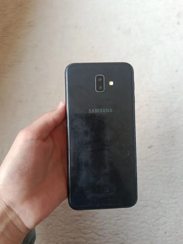 samsung galaxy j6+ — фото 2