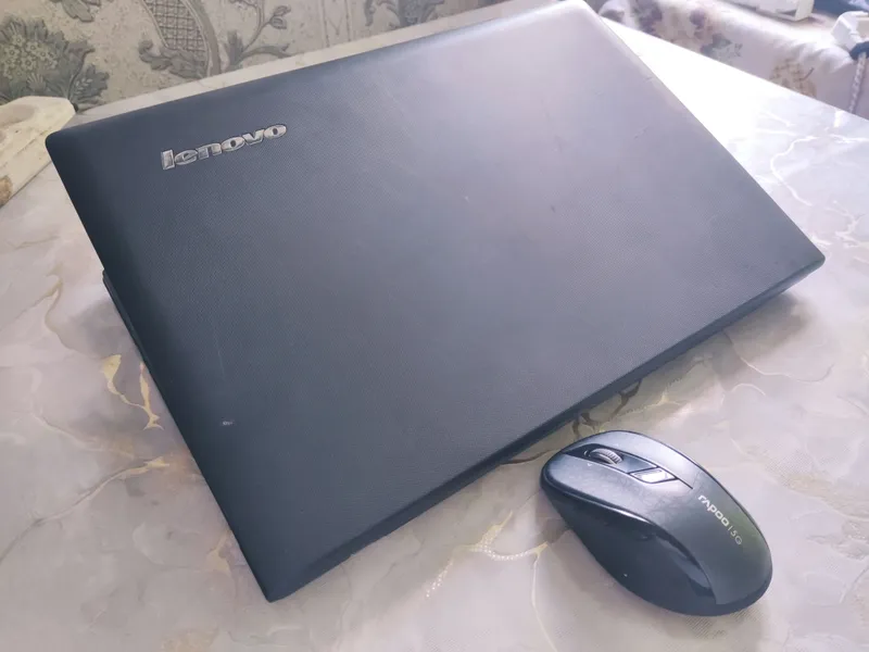 Lenovo noutbuk sotiladi arzon narxda ofis uchun 1 Lenovo noutbuk sotiladi arzon narxda ofis uchun 1
