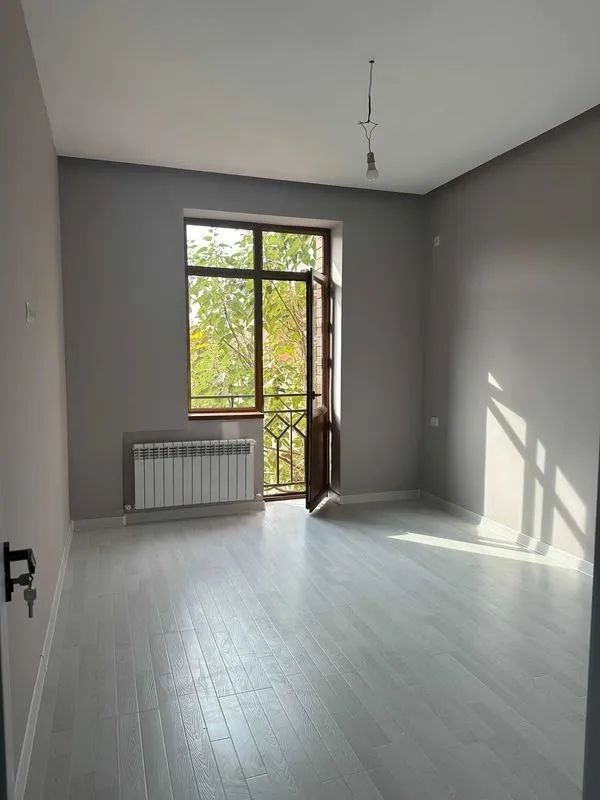 3-комнатная квартира, 72 м2, Яшнобод 10