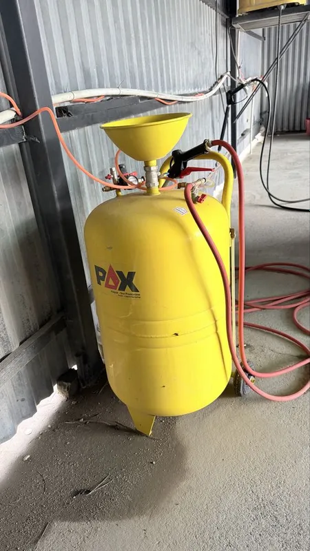 PAX köpik purkagich apparati sotiladi!