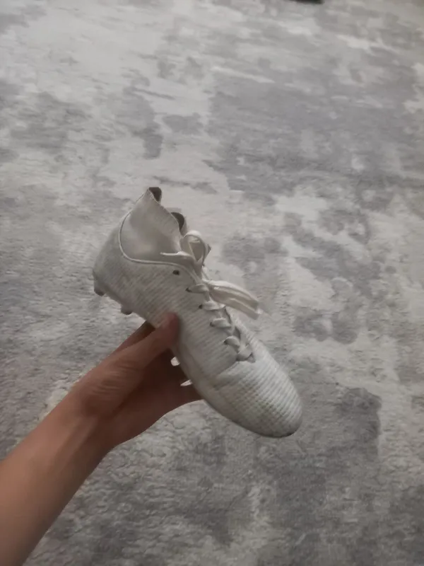 Futbol butsi 37 razmer Futbol butsi 37 razmer