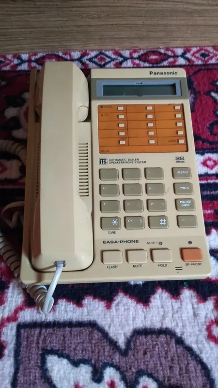 Продается домашний телефон Panasonic 4