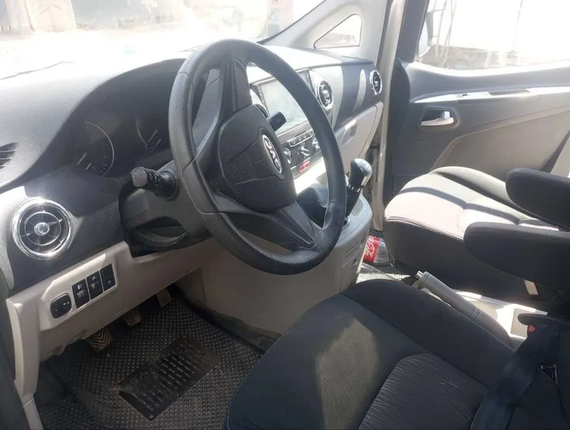 Jac m3 2023 kop yurmagan srochno sotiladi 3 ta — фото 4