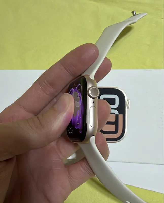 Apple Watch 10 Rose Gold 100% 3