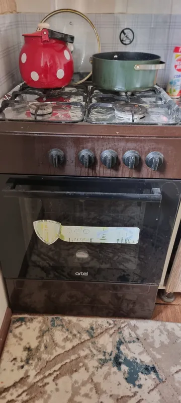 диван газ плита 1