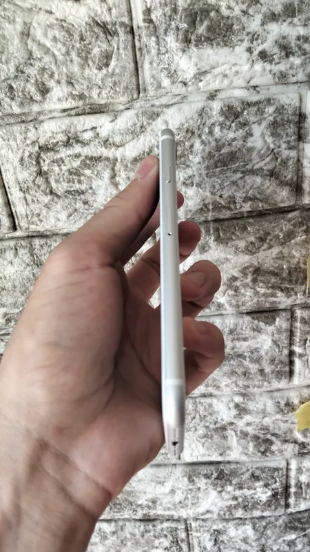 Iphone se 2 3