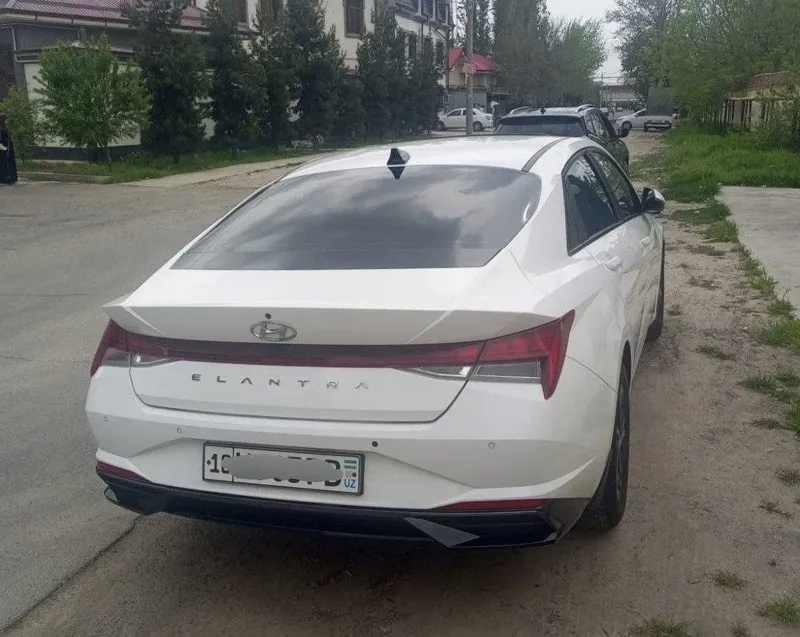 Сухая Аренда Hyundai Elantra 3 Сухая Аренда Hyundai Elantra 3