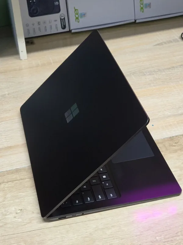 Notbuk.Amerkanski Sensir Microsoft_Surface4 Premium_model. Sensir Mi 2 Notbuk.Amerkanski Sensir Microsoft_Surface4 Premium_model. Sensir Mi 2