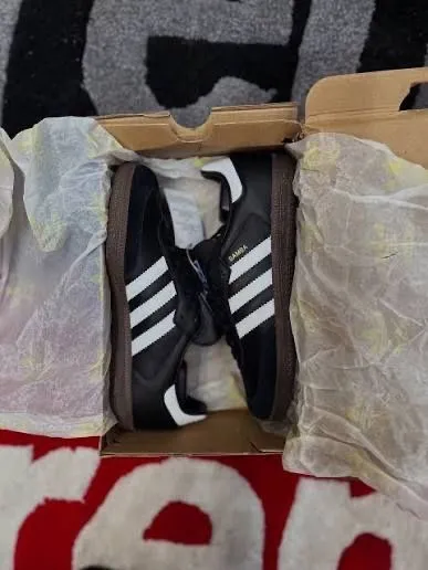Adidas Samba - новые