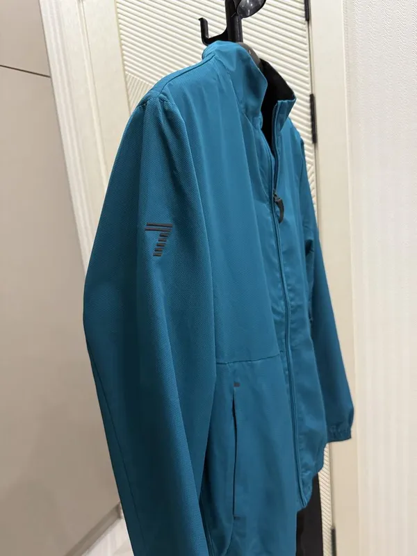 Спортивный костюм Armani EA7 2 Спортивный костюм Armani EA7 2
