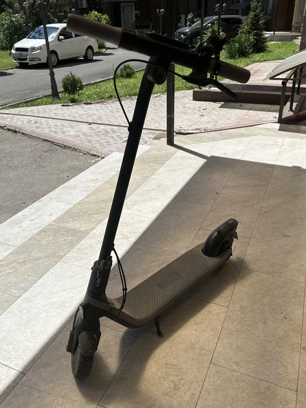 Ninebot e2 электро самокат 1