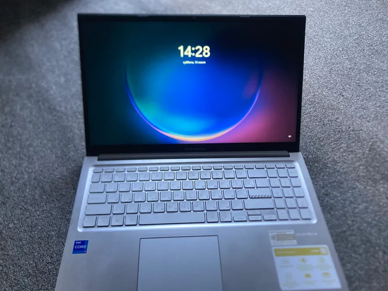 ASUS VIVOBOK
