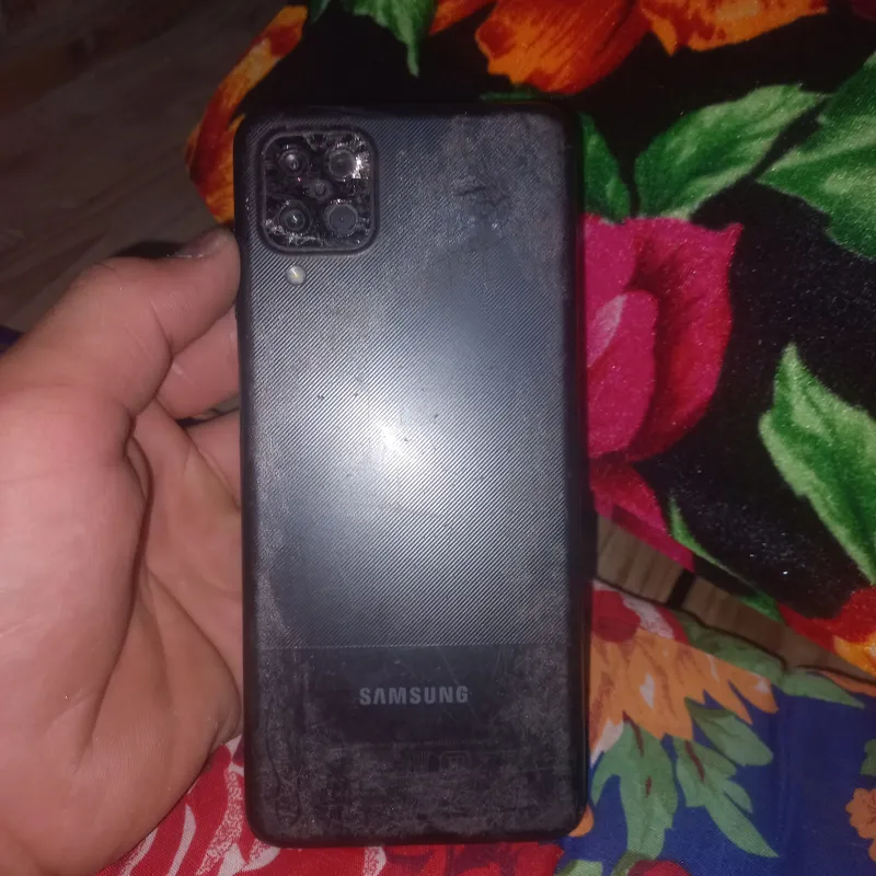 Samsung Galaxy A12 цена 200 2