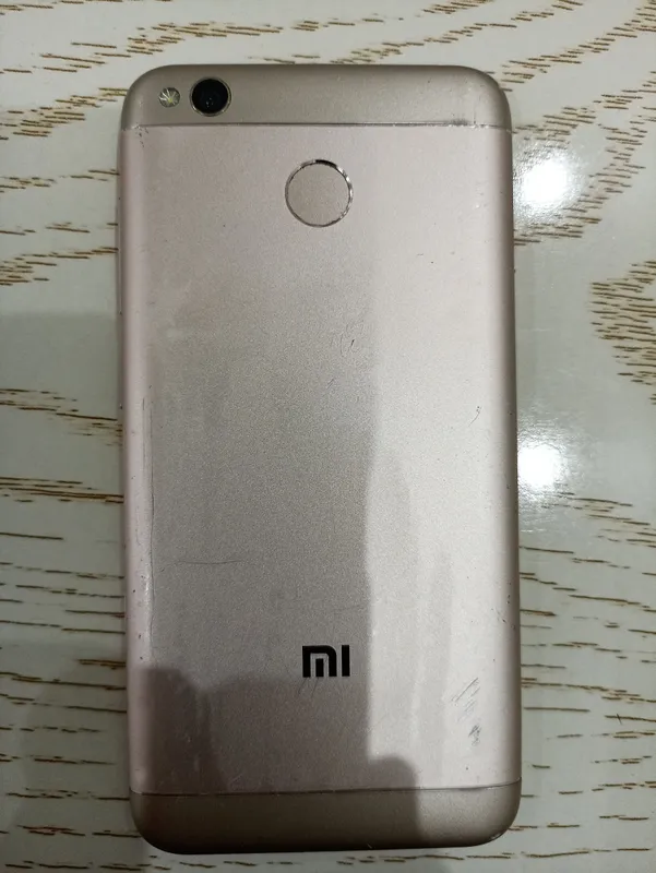 Телефон Redmi 4X 3/32 2