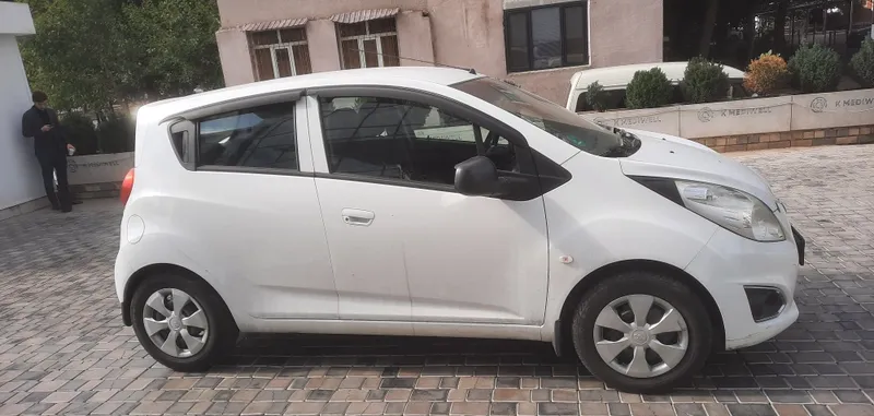 Chevrolet Spark 4 Chevrolet Spark 4