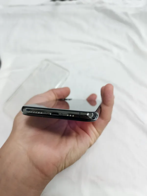 iphone Xs Black 64GB Bat 76% Srochna — фото 1