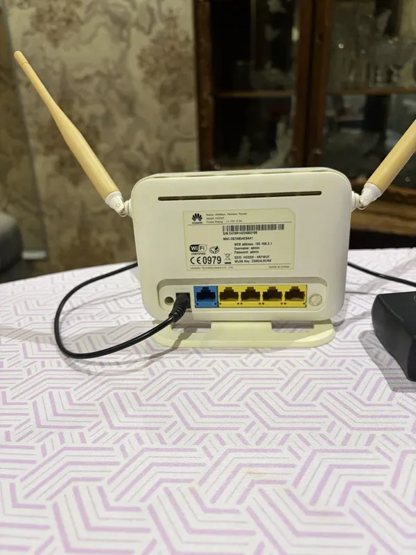 Модем Wi-fi HUAWEI 2 Модем Wi-fi HUAWEI 2