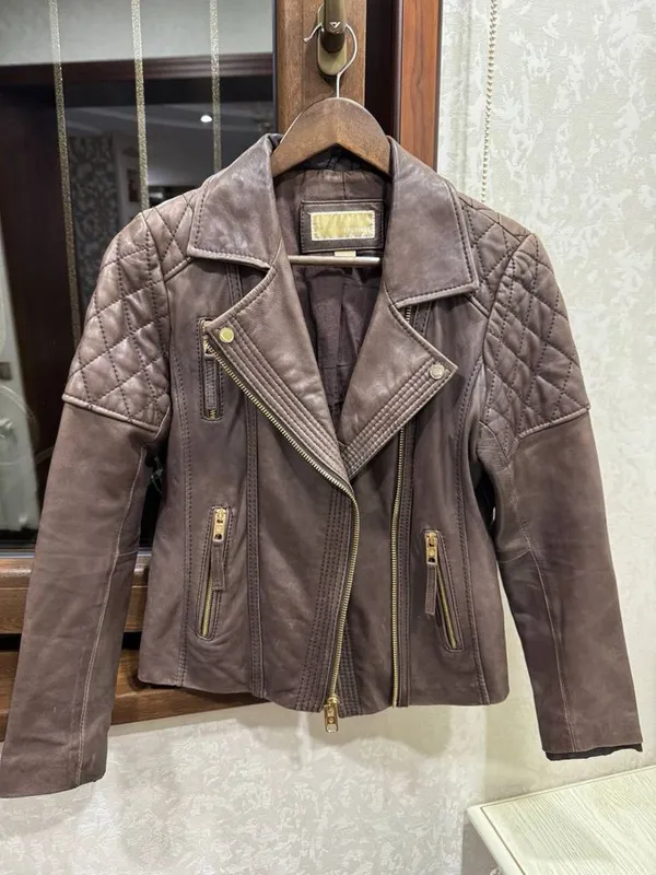 Кожаная куртка Michael Kors, б/у, в хорошем состоянии Кожаная куртка Michael Kors, б/у, в хорошем состоянии