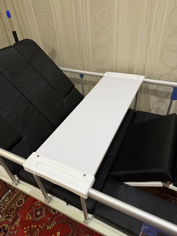 Медицинская кровать с туалетом и функцией переворота — фото 2