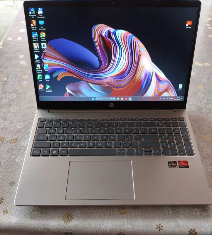 Ноутбук HP Laptop 15 Ryzen 5 / 16GB / 512SSD — фото 3