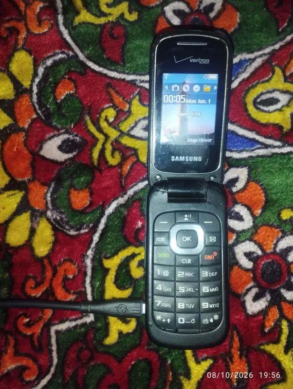 Samsung Gusto 3 Verizon, две SIM-карты 1 Samsung Gusto 3 Verizon, две SIM-карты 1