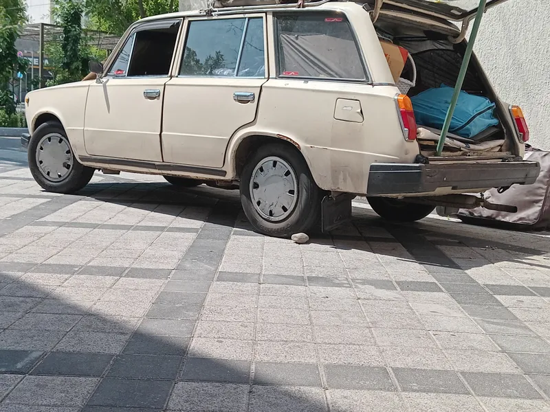 VAZ 2102 1980 y. chiqarilgan 2 VAZ 2102 1980 y. chiqarilgan 2
