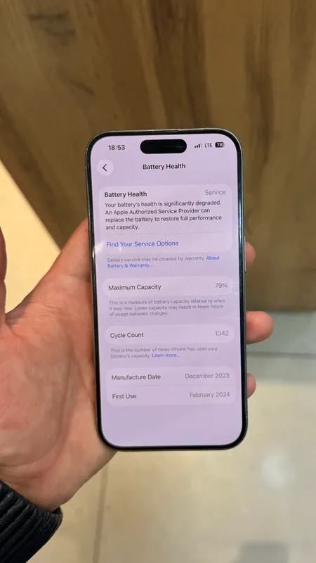 iPhone 15 Pro 2