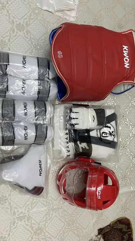 Taekwondo to‘liq komplekt (Kwon) deyarli yangi holat — фото 1