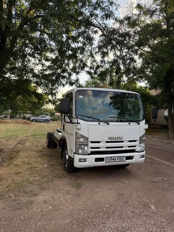 Isuzu senji Isuzu senji 5